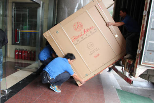 右江钢琴贵重工艺品无忧运